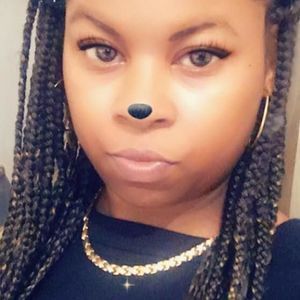 Meet your Posher, Honee